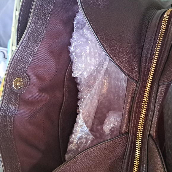 🎁 NEW COACH EDIE 31 Turnlock Burgundy, Oxblood Pebble Leather Shoulder B - Picture 13 of 16